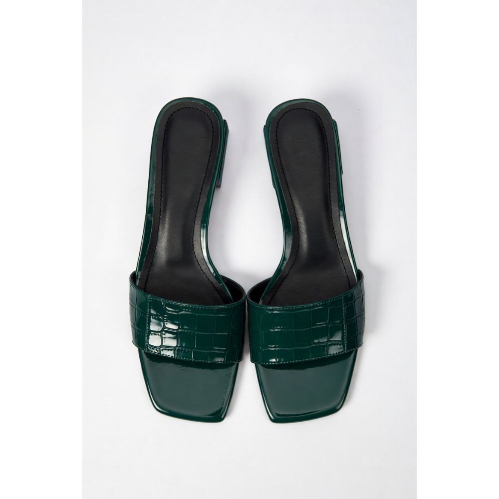 Emerald Croc Embossed Emblem Slide